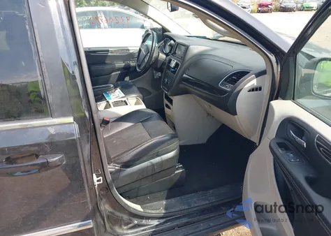 2014 Chrysler Town & Country Touring z USA, uszkodzony, nr VIN 2C4RC1BG0ER446628